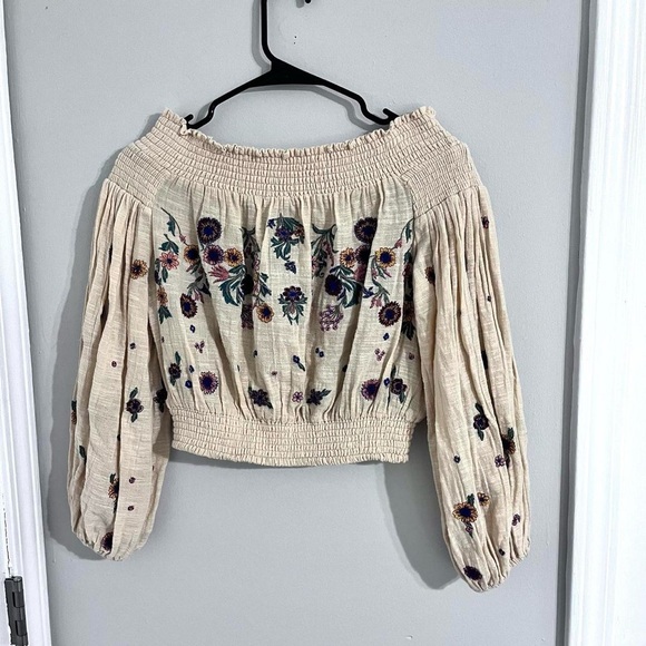 Free People long sleeve floral embroidered ivory off shoulder crop shirt - Picture 4 of 4